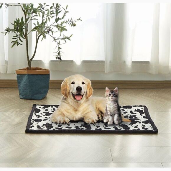 NEW! Southwestern Cow Skin Pattern Soft Pet Blanket Western Cowhide Calf Cattle - Picture 3 of 4